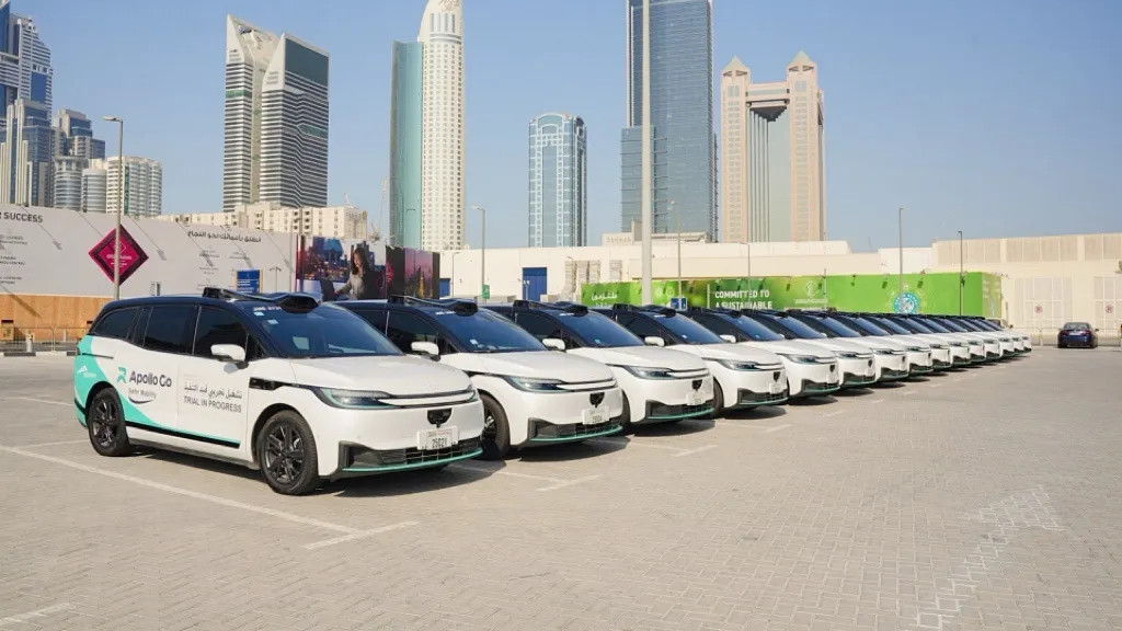 AI效果涌现：无人驾驶打开“移动的生活空间”