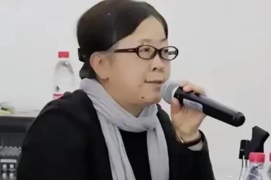 博导刘某某在及时选修课上公然喊出“感谢日军”，真不知道这博导是怎么评上的，这教授