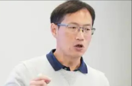 华裔专家突遭FBI调查











王晓峰，美国顶尖计算机安全专家，F