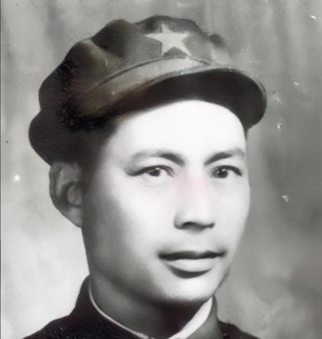 1952年，67军军长李湘在朝鲜战场视察完工事后，突发怪病，脑袋胀得水桶一样粗大