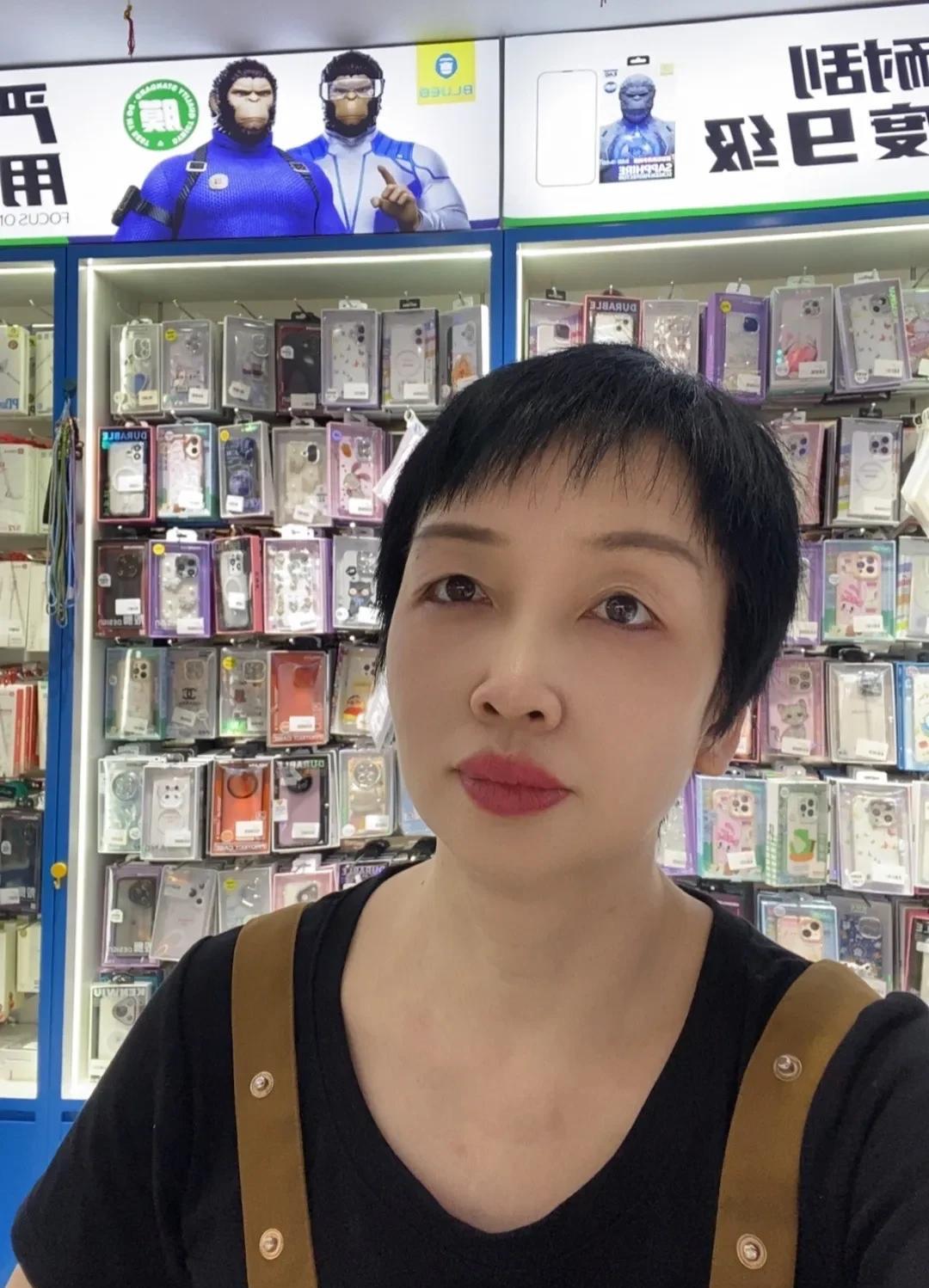 今天一天心态都给做崩溃了，主要是上午除了开张的第一单属于正常成交。
后面碰到的顾