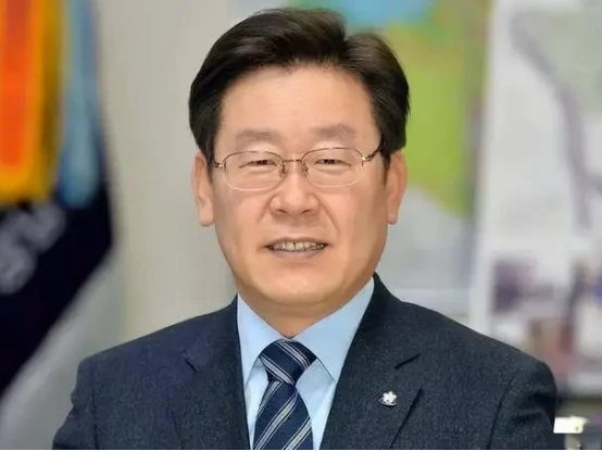 中国正式向韩国发函，就“围堵中国使馆”一事表达严正关切。这一次，中方态度格外强硬