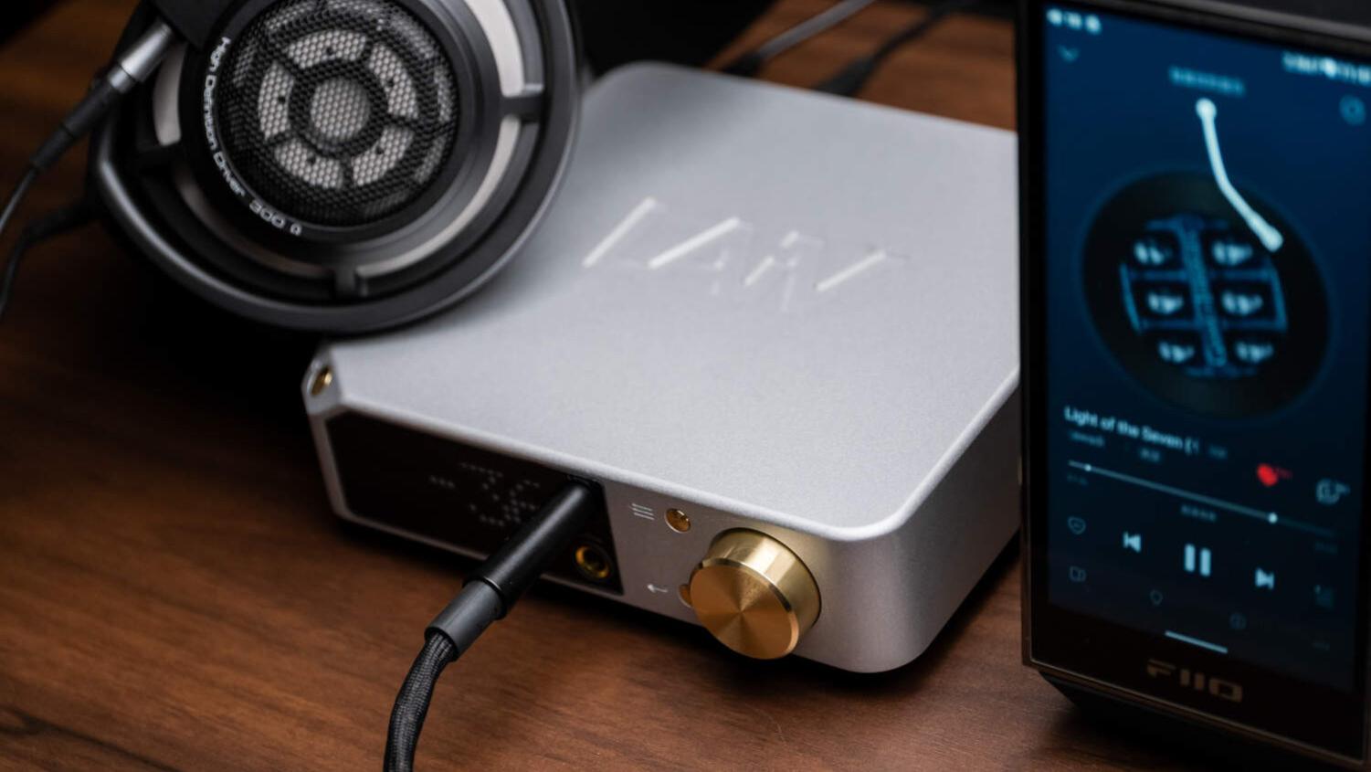 精致、小巧、高级感——聊聊LAiV乐音芙VERSE解码耳放前级一体机