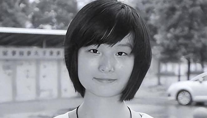 [太阳]1999年，被父亲偷改志愿，湖北高考687分的女学霸错失心仪的北大，她难
