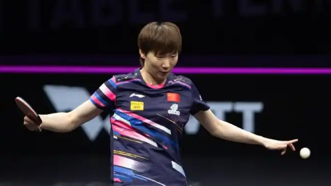 重庆冠军赛突发变故！王曼昱2-1领先遭重创，紧急退赛