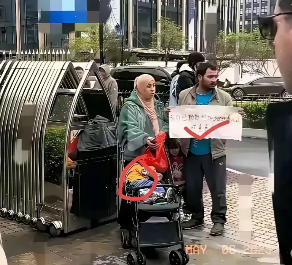 怎么进来的？非法移民难道不该被驱逐吗？到底是什么样的公司在雇佣这样的非法移民？国