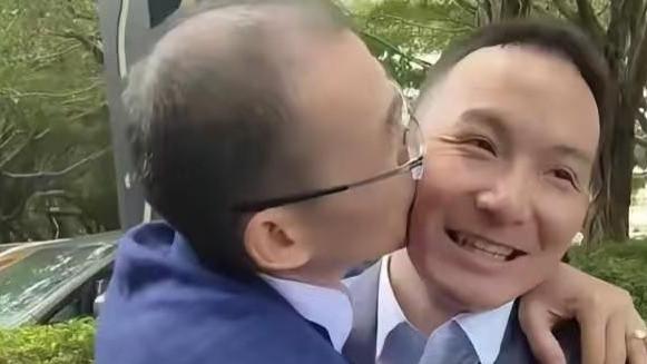 谢浩男首度辟谣！