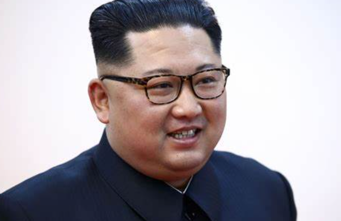 金正恩连续4天抓人，军队高官也被押走，事情还没完

朝鲜驱逐舰下水事故后，金正恩