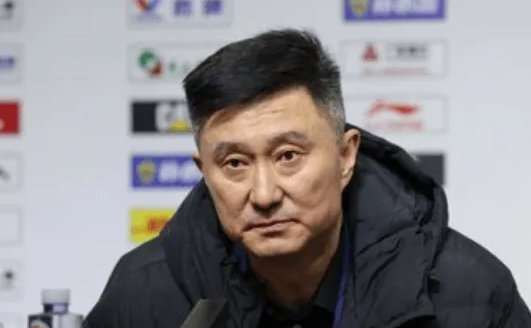 CBA常规赛，广东93-89战胜北控。
赛后，广东男篮主帅杜锋接受媒体采访，谈及