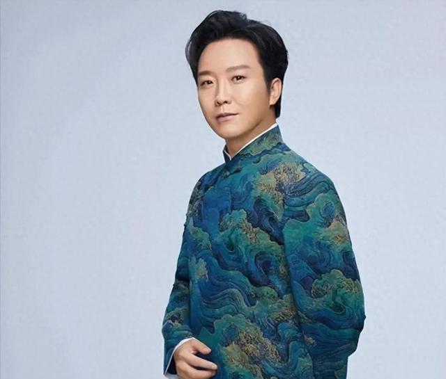 跳梁小丑李玉刚跌落神坛，不再被世界宽容，梅葆玖：死不原谅
