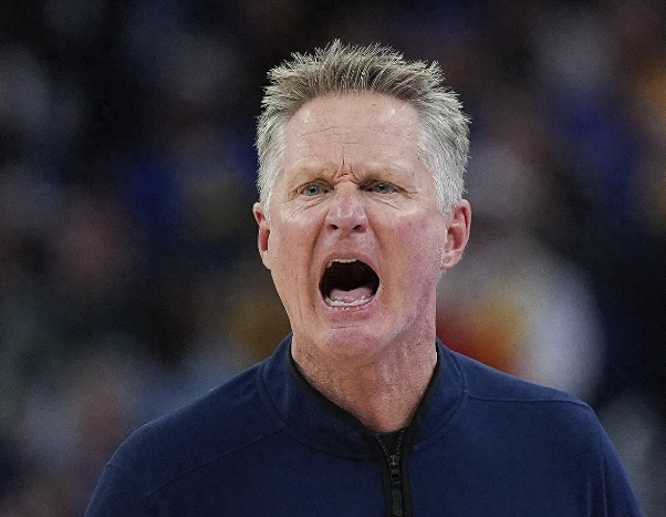 勇士崩坍的开始就是用首轮签选了那几个没有NCAA精英的毛坯球员
科尔想要的球员是