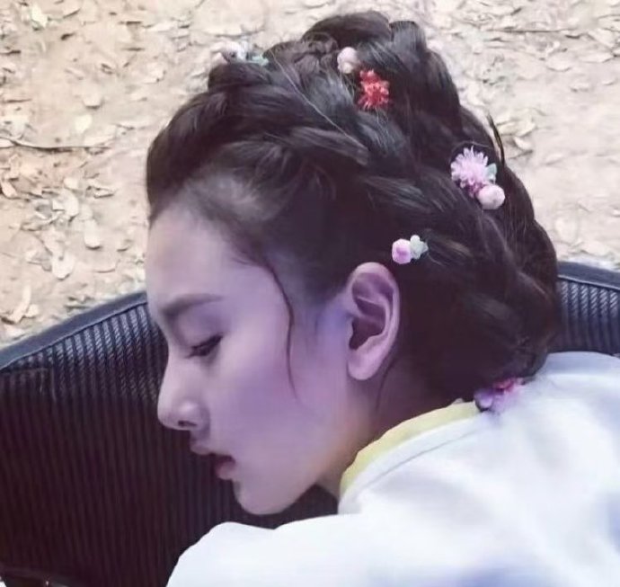 想不到内娱有谁的颌面能打得过宋祖儿