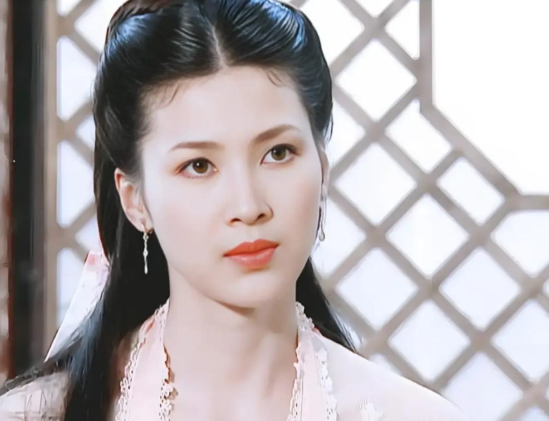 从未见过这么凄惨的女主角

影视剧里面失身的女主角不是没有，比如说《神雕侠侣》里