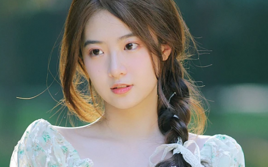 我日夜供奉妈妈的灵牌，被老公偷偷替换成了他死去的白月光