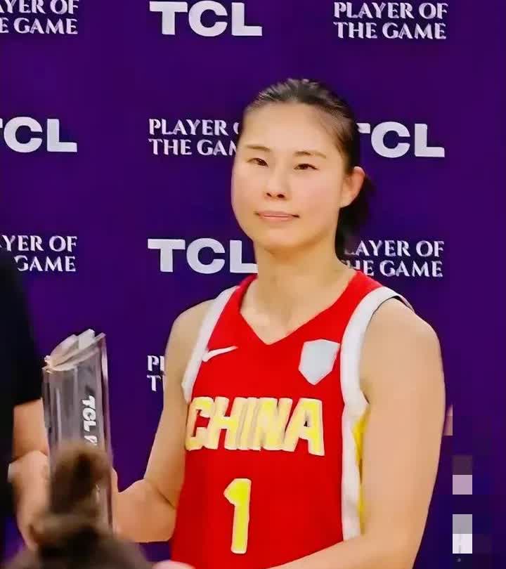 30岁王思雨被摁板凳？

全网独家，内部流出，马上删！

热身赛6场，李