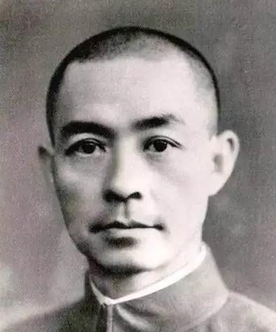 1939年，张自忠尖刀队，夜袭了在南京大屠杀中作恶的13师团，看到穿着裹裆布的男