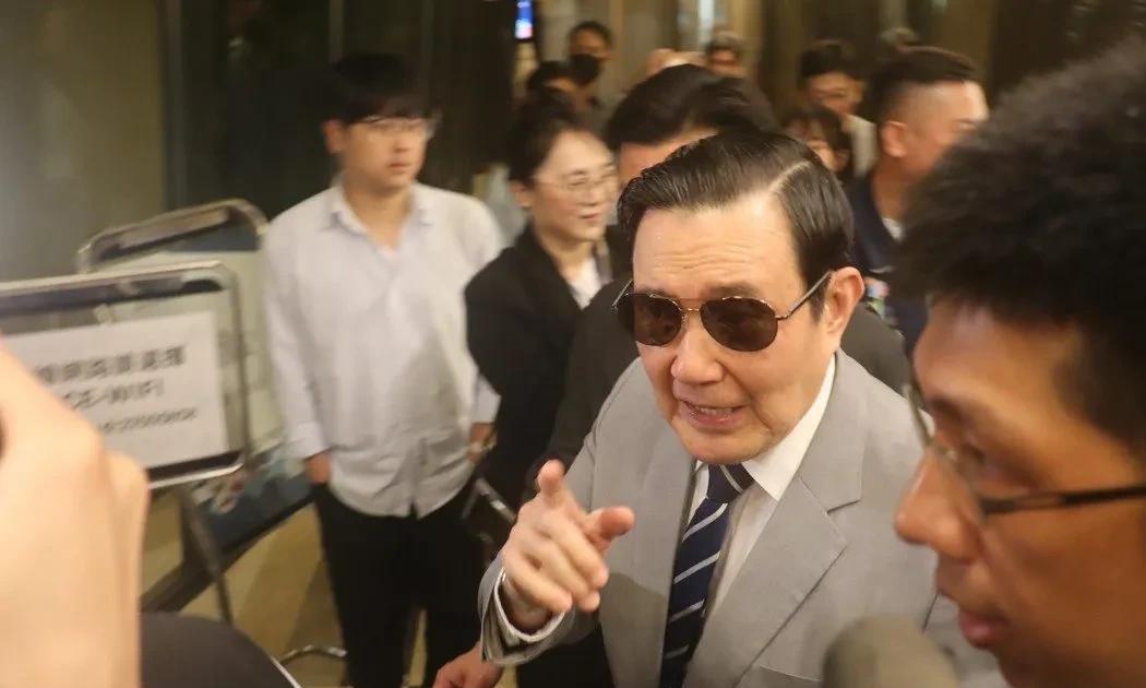 马英九20日上午参加文化大学和马英九基金会合办的赖清德执政一周年研讨会，他在致词