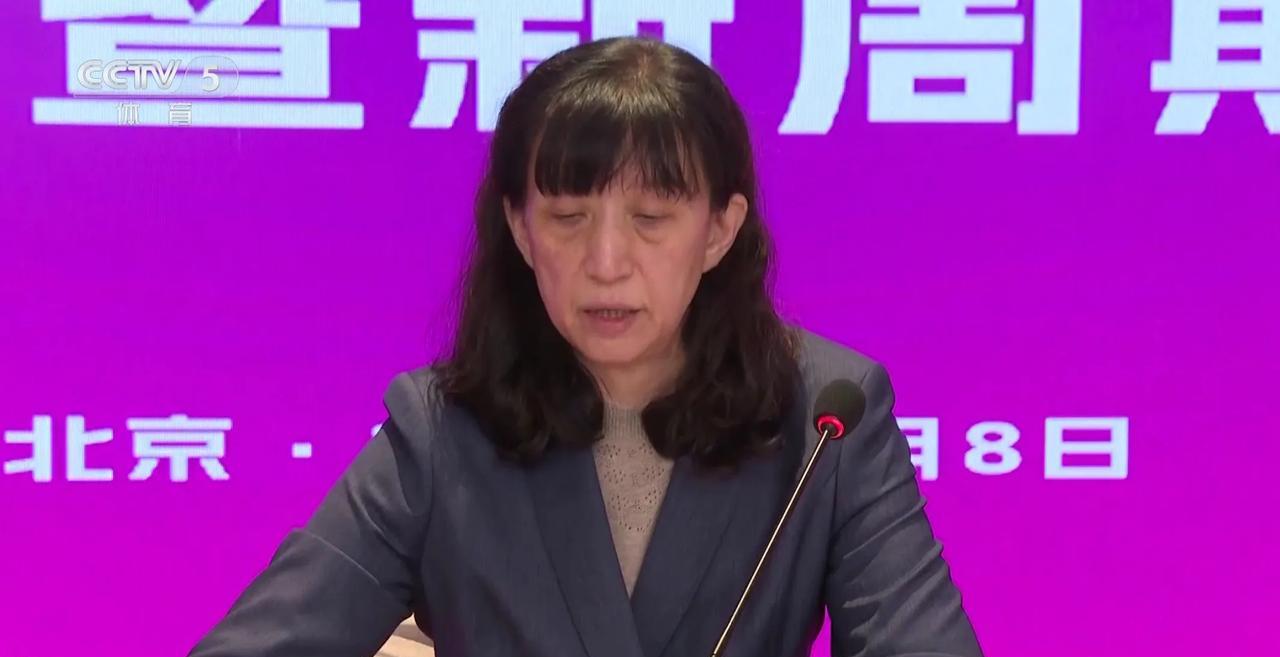 赖亚文称17岁二传张籽萱入选国家队是不拘一格选拔人才，表示国家队选聘赵勇出任主教