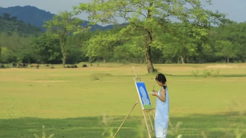 免费！河南版“小伊犁”，夏日气温21°C，可露营可捞鱼可打水仗，超快乐～游客：这才是夏天的正确打开方