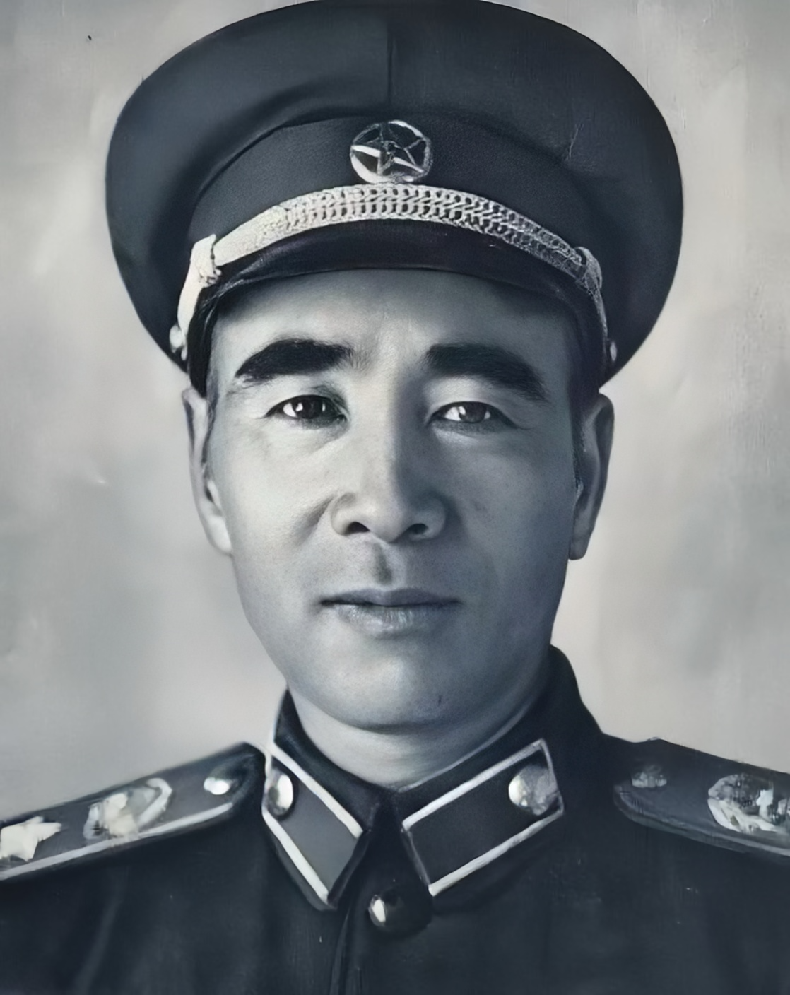 林彪的两位搭档，聂荣臻和罗荣桓，都是十大元帅之一。非常厉害。那么彭德怀的搭档呢？