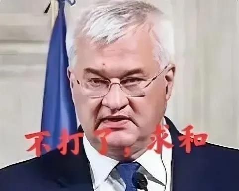 局势紧张，乌克兰寻求转机！
西比加于7月16日重申，
乌克兰敞开谈判大门，但前提