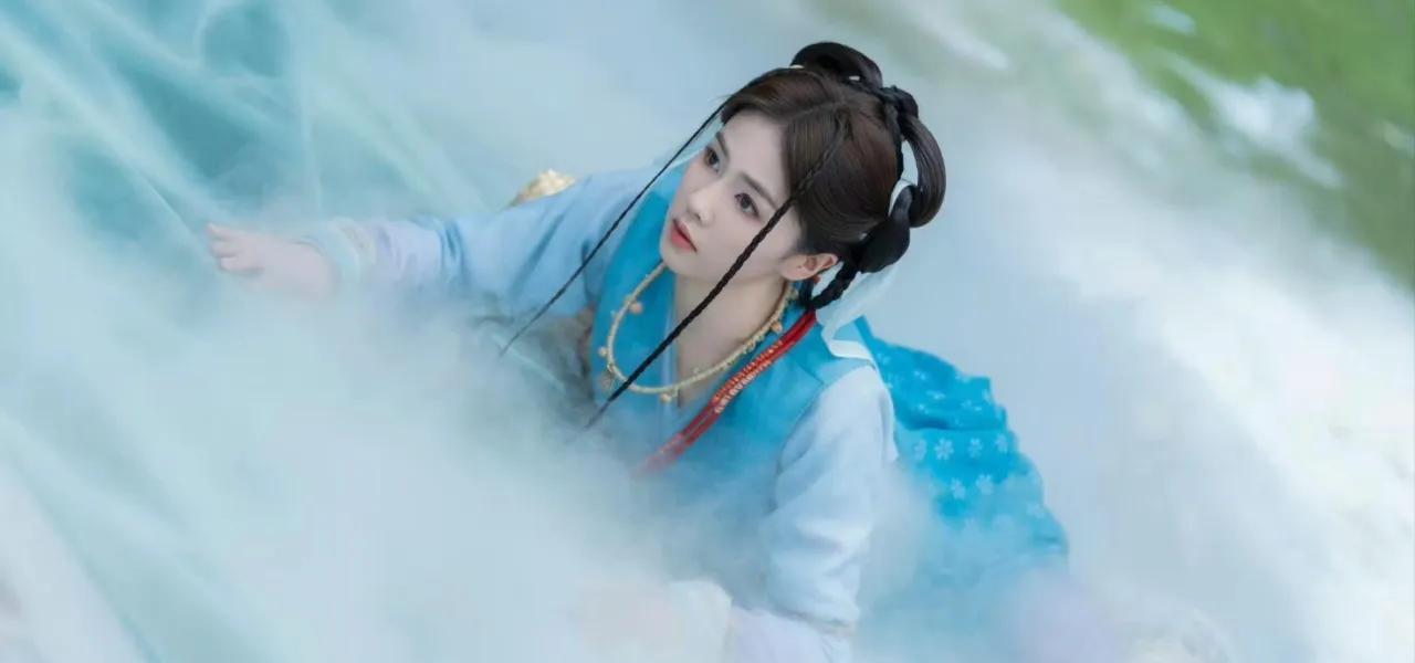 老登自己就是个争议[比耶]
我猜这个李青月有记忆但一直在装傻 今晚继续追