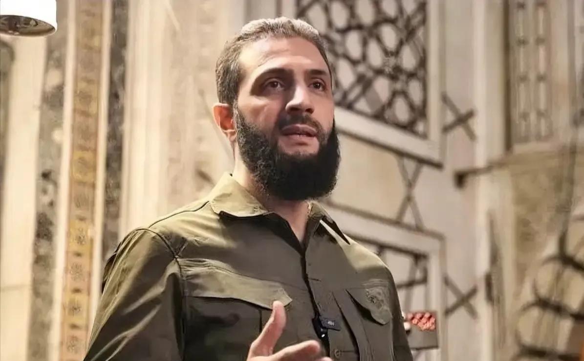 朱拉尼除了投降别无选择，但不是向美国和以色列投降，而是向伊朗投降。
事实证明，向