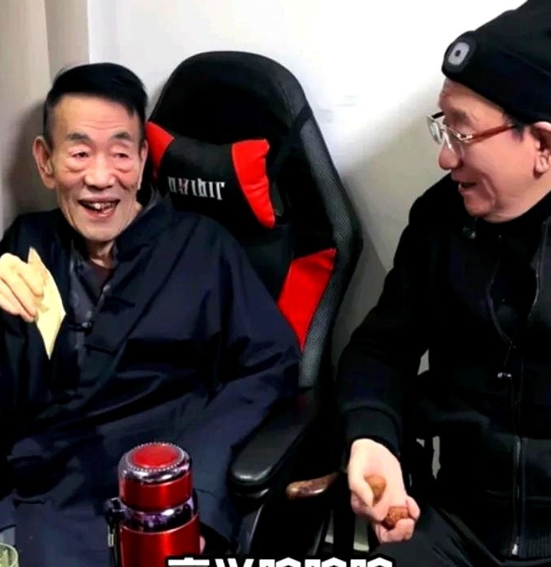 杨少华的葬礼谁会来？

侯耀华会不会来？

可能性不大，毕竟俩人这些年都没咋同过