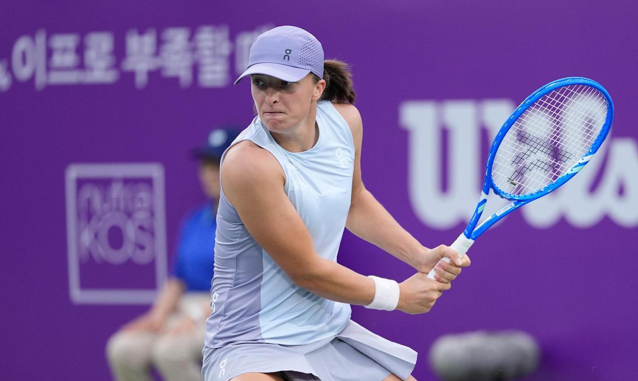 斯瓦泰克夺得赛季第三冠
WTA500首尔站决赛，斯瓦泰克苦战三盘以1-6/7-6