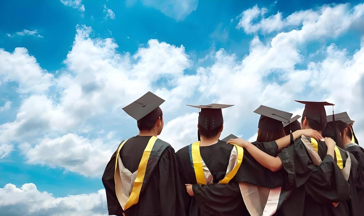东北大学一天痛失六名大三学生
昨天上午十点多，六名大三学生在内蒙古矿业下属一家企