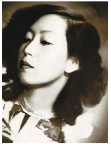 1995年，张爱玲在美国去世，她的尸体一周后才被发现。有意思的是，在她留下的遗嘱