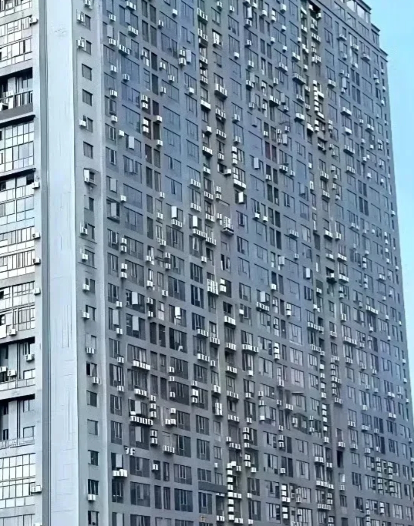 这就是很多人挤破头也想买的楼房。[笑着哭][笑着哭][笑着哭]