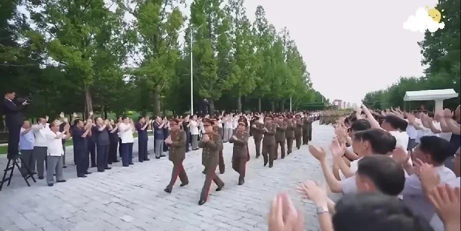 俄乌战争还没有结束，为何朝鲜人民军便提前回国了？
2024年12月朝鲜人民军履行