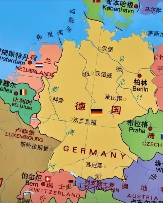德国将再次崛起！  
最近发生在北美的风波，给德国和欧洲发出了一个信号  

特