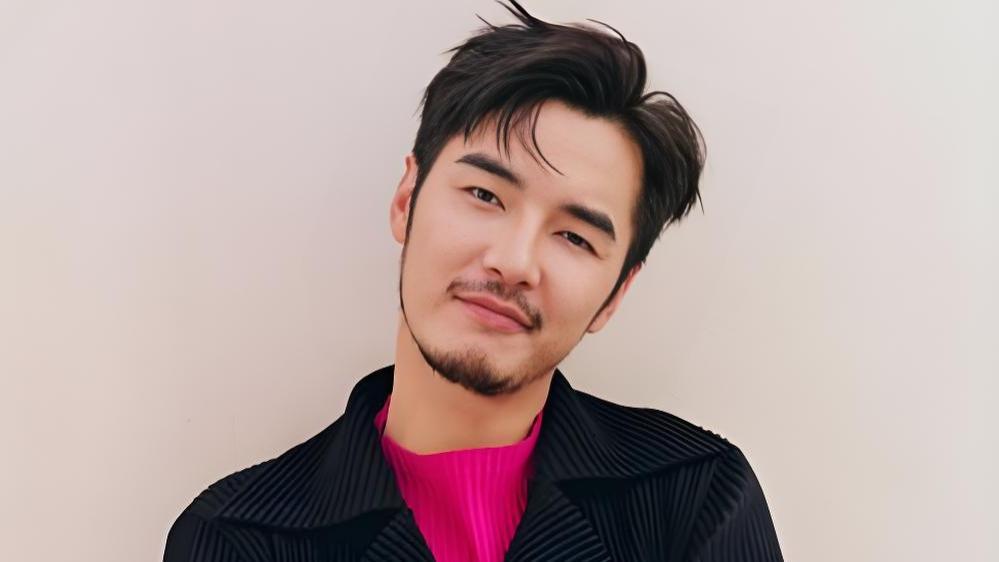 39岁​金世佳报考上戏博士，网友：别人中年发福，他中年发论文！