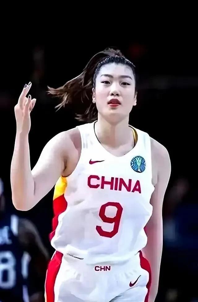 实话实说，假如女篮亚洲杯没夺冠！全网都会“骂”宫鲁鸣教练，信不信由你。
因为此次