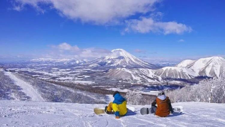 中国2人北海道滑雪坠崖！后续来了