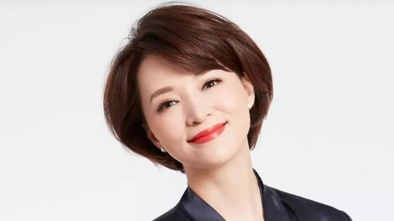 从央视女主播到“无影无踪”，董卿的低调让所有央视主持深思熟虑