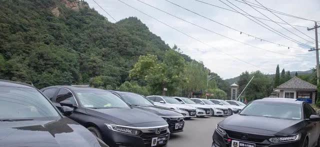 兄弟姐妹们听我一句劝！上周我发小的混动雅阁贪便宜加6块92，现在电机抖得比筋膜枪