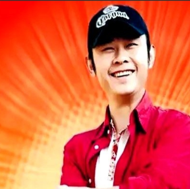 我怀疑过刀郎复出是为收割情怀

也怀疑过刀郎巡演是为资本妥协

万万没想到，他连
