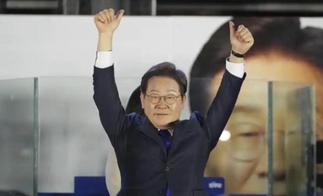 #韩外交部回应白宫官员言论#【白宫炒作所谓“中国干涉”，韩国外交部回应】#白宫炒