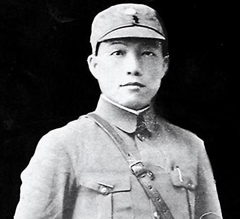 他是抗日名将，曾歼灭6万日军，跟随蒋介石逃往台湾后却被杀，而大陆却追认其为抗日英