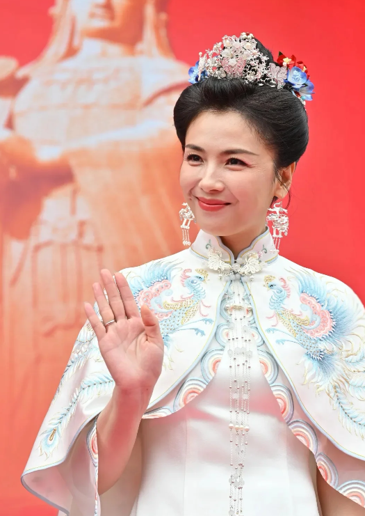 这下好了，刘涛真成“妈祖”了！