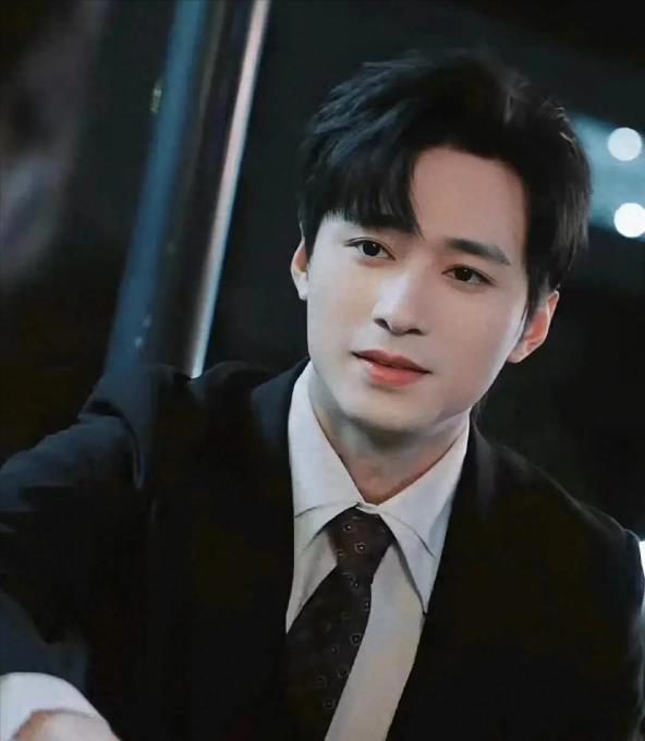 长剧演员拍短剧是资源降级吗？

肯定是的呀

说白了，如果在长剧圈子混得