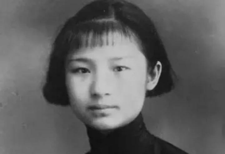 黄埔红颜映山河：记游曦与那些为光明赴死的英烈
提及黄埔出身的女中豪杰，黄埔一期“