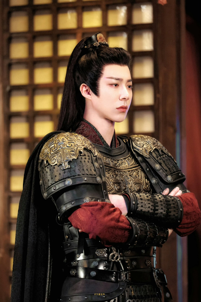 恭喜刘宇宁主演的折腰
荣获2025腾讯年度爆款剧集