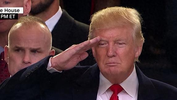 特朗普突然向中国示好，想来中国看阅兵？施压北约，反华声明被删