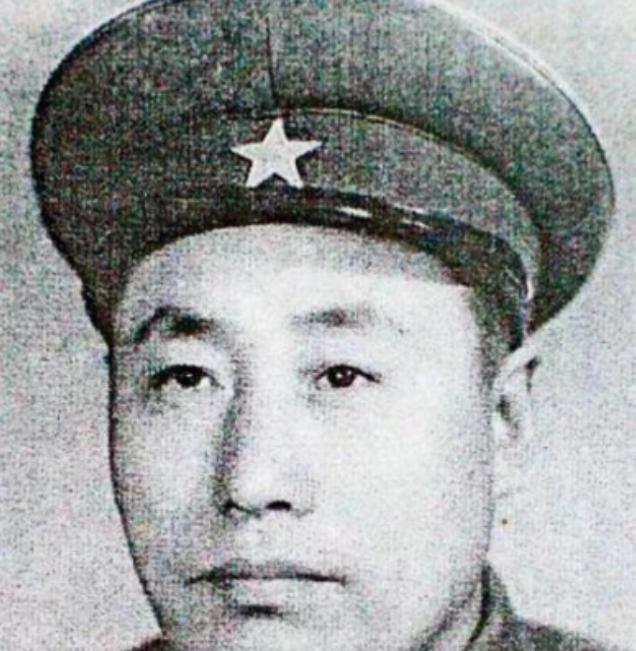 中国抗日战争时期的东北大地，白山黑水间战火纷飞，无数义士投身抗敌洪流。在这动荡岁