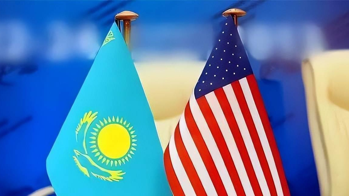 搅局适得其反！美国对哈国下狠手加关税，亲手将其推向中俄怀抱？