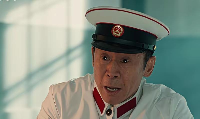 追剧《依依向北风》  剧中两个领导干部盛必捷和刘达生的理论水平就差远了。
   